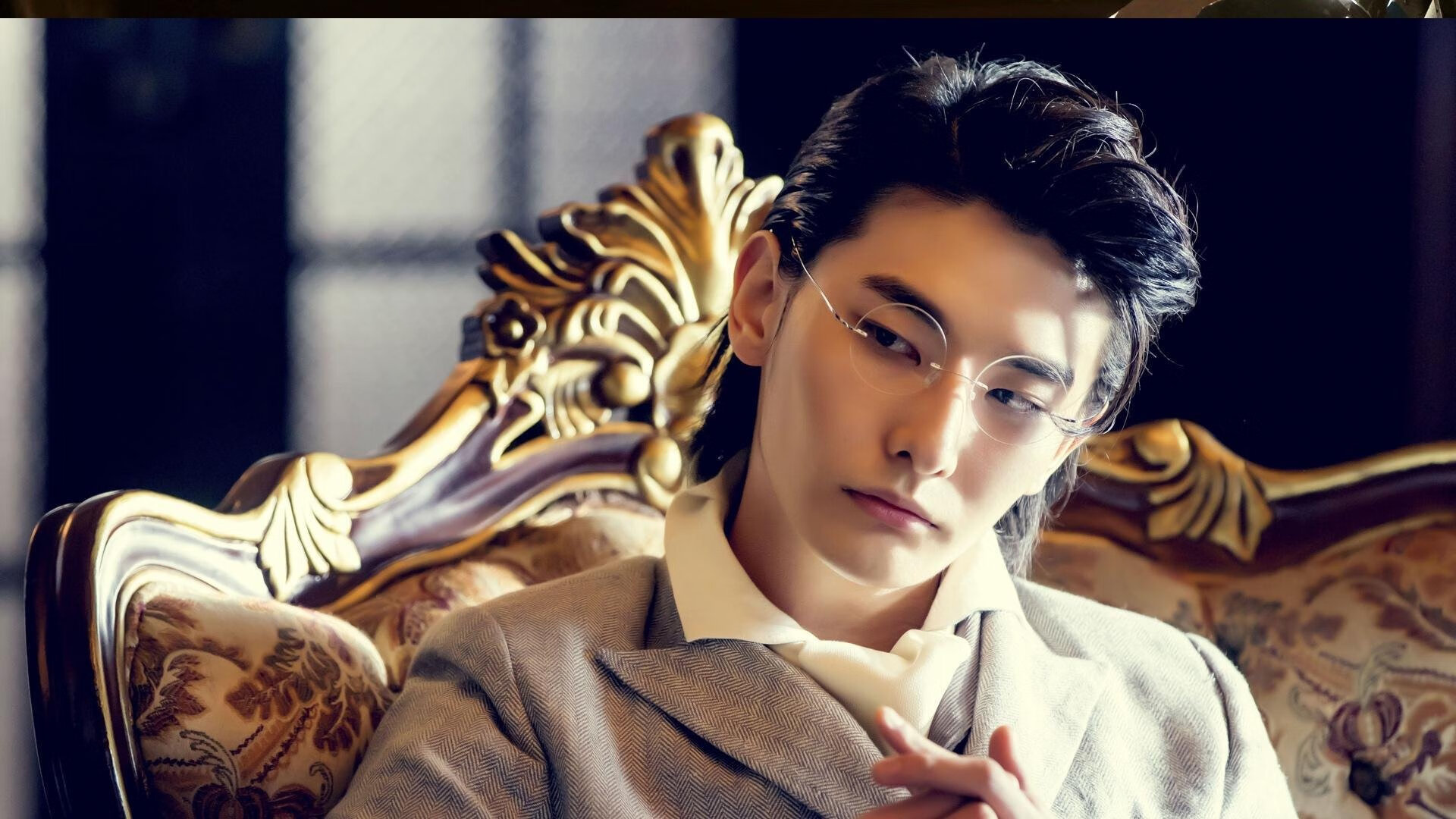 东契奇连线队友完成空接引爆全场，东契奇 集锦